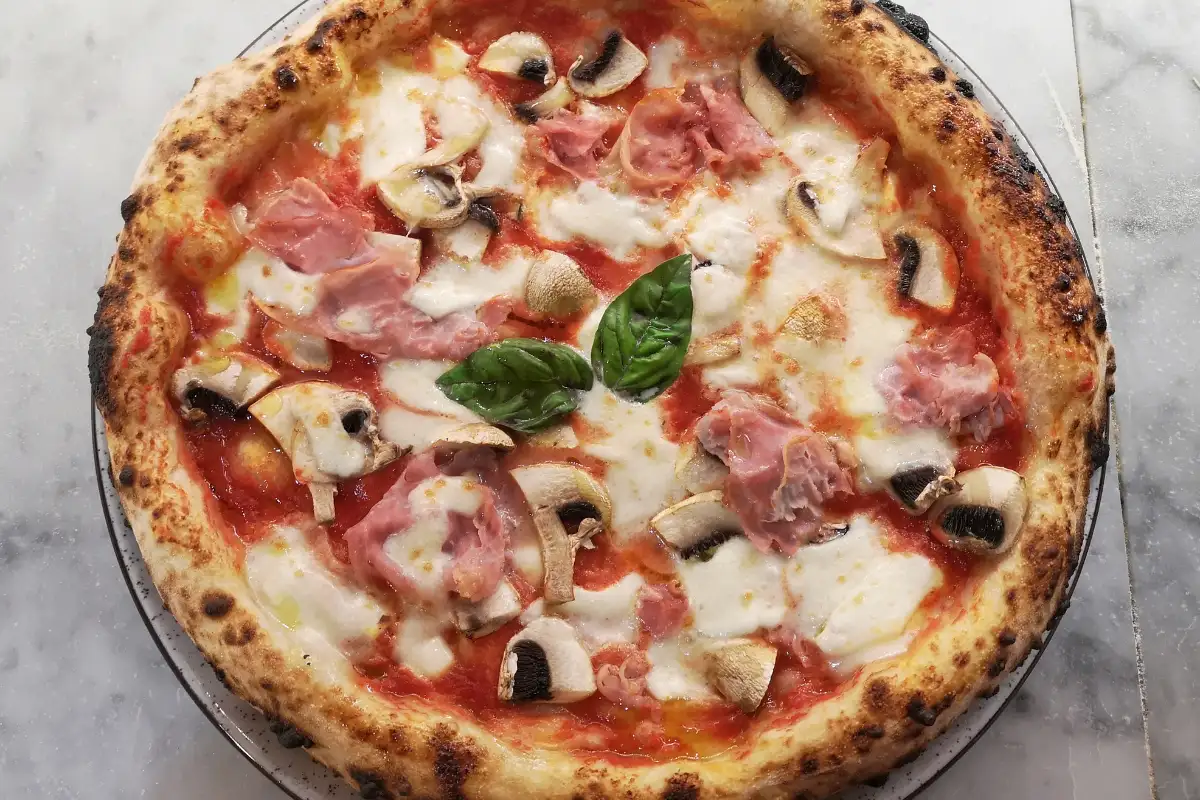 La Rosa Rossa: guida essenziale al ristorante pizzeria alla Montagnola di Roma