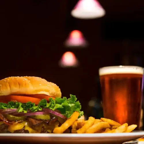 Guida essenziale al pub con birre artigianali a Cento: cosa valutare e come ordinare