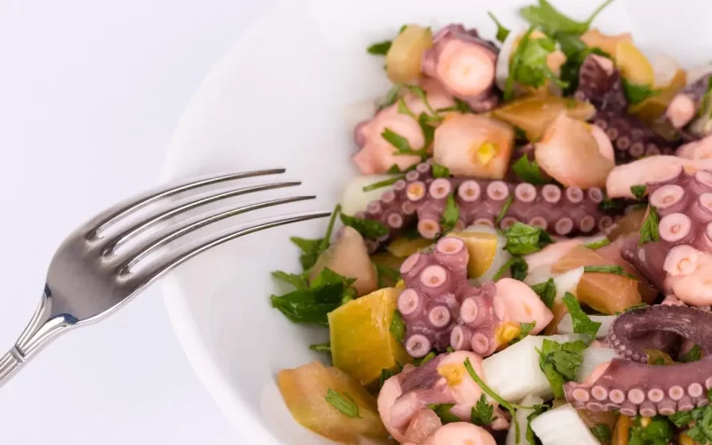 Ristorante con piatti siciliani a Civitavecchia: guida pratica per scegliere e mangiare bene da La Lisca