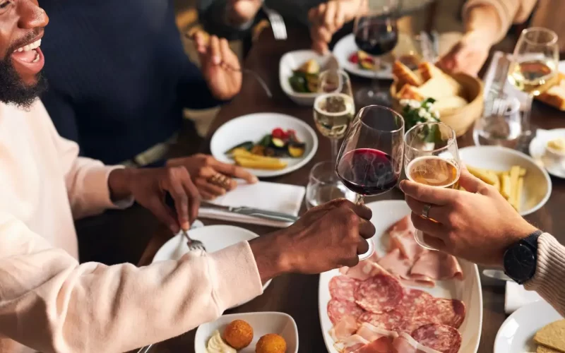 Ristorante con menù alla carta a Spineto: guida pratica alla scarpetta consapevole