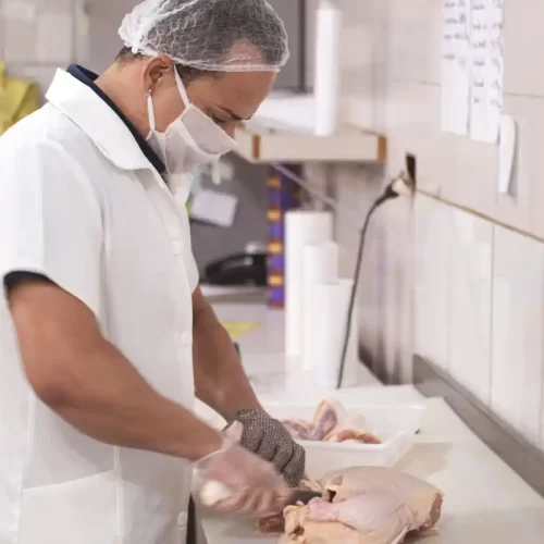 Vendita carne a Montorio al Vomano: guida essenziale per scegliere bene in macelleria