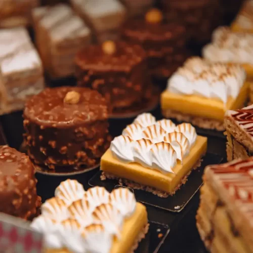 Dolci sardi a Sinnai: guida pratica tra tradizione, scelta e occasioni locali
